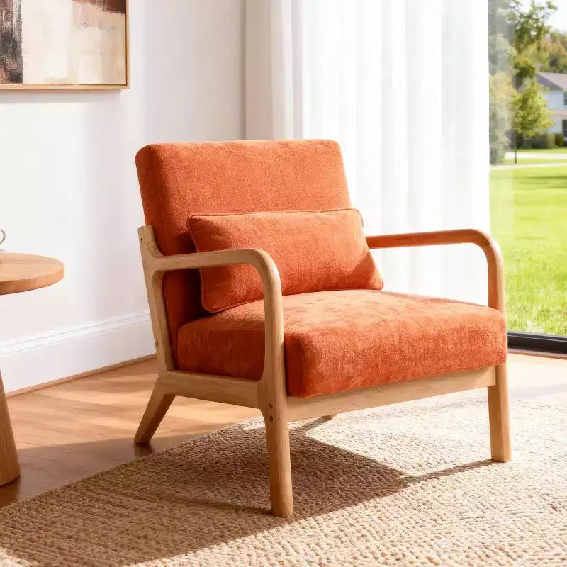 Poltrona moderna con braccioli e struttura in legno massello, elegante sedia imbottita, poltrona club per soggiorno, camera da letto o ufficio