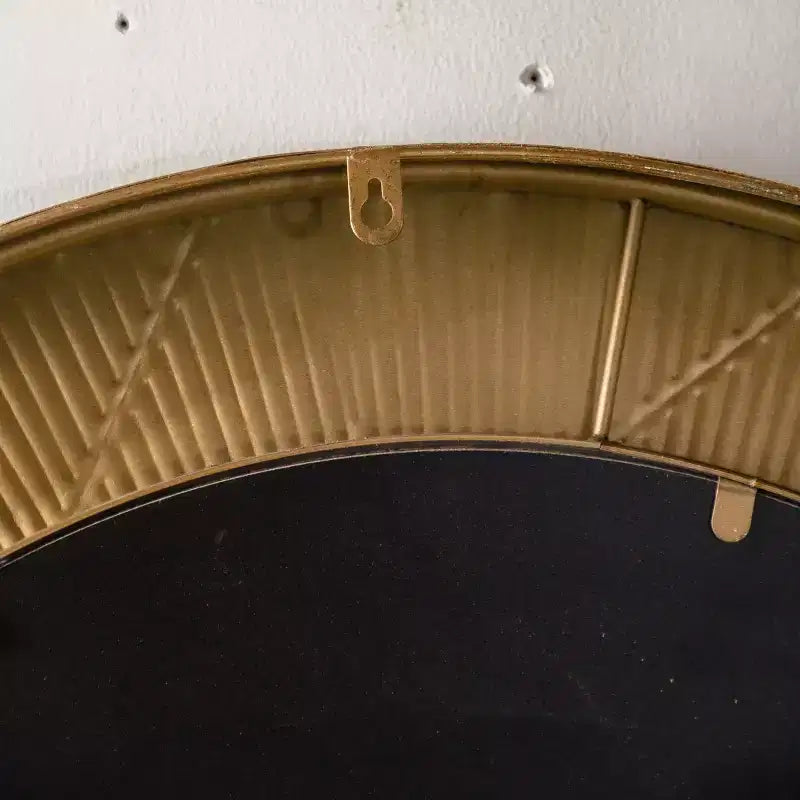 Specchio da Parete Rotondo di Lusso da 31" con Cornice Testurizzata, Specchio d'Accento Boho per Soggiorno, Ingresso o Corridoio