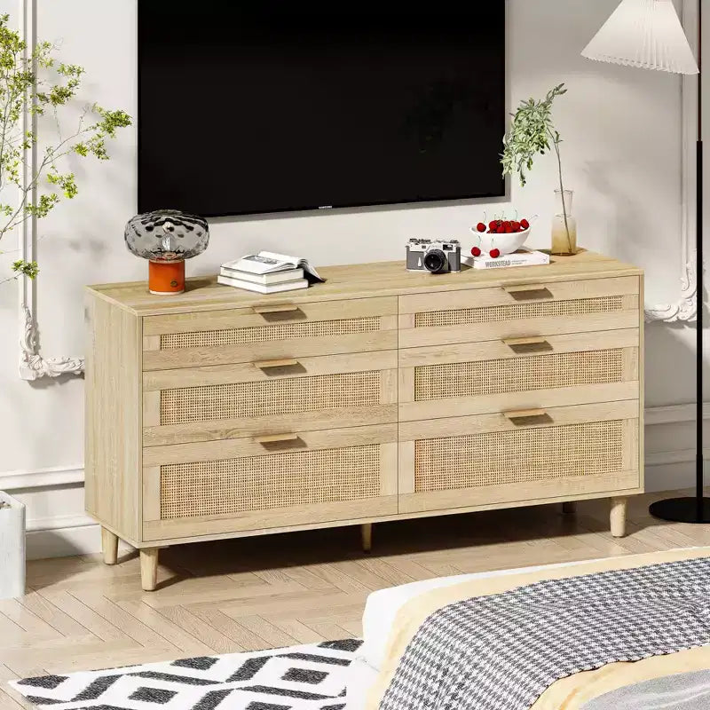 Cassettiera a 6 cassetti in rattan da 59 pollici, armadio porta abiti per camera da letto, maniglie in metallo e gambe in legno, colore naturale