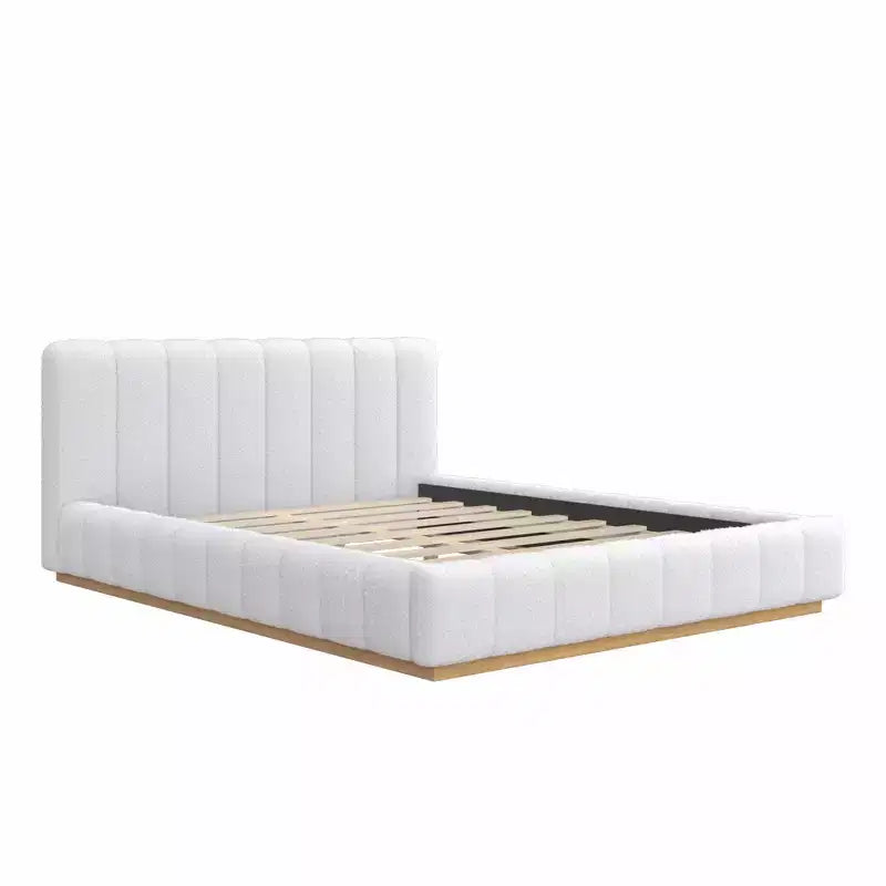 Struttura letto a piattaforma matrimoniale/king-size, con rivestimento in bouclé e base in legno, a basso profilo per camera da letto, appartamento
